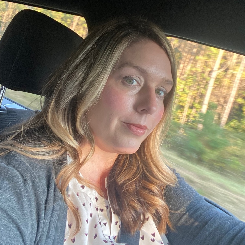 Meet your Posher, Julie